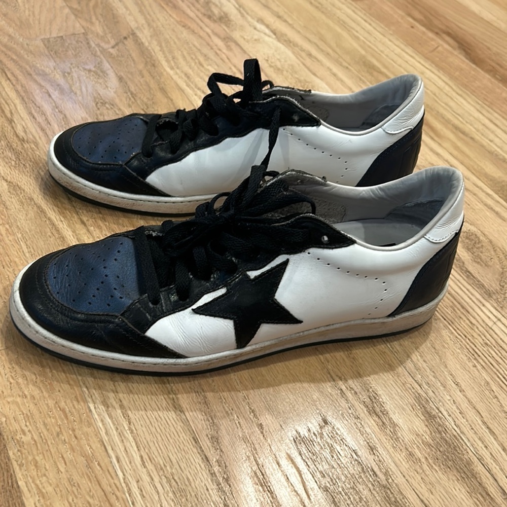Terrific condition men’s Golden Goose Ball Star low tops